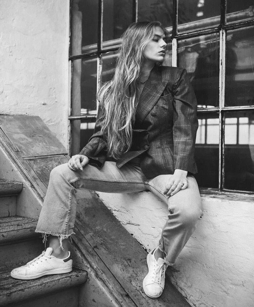 jean drop womens background