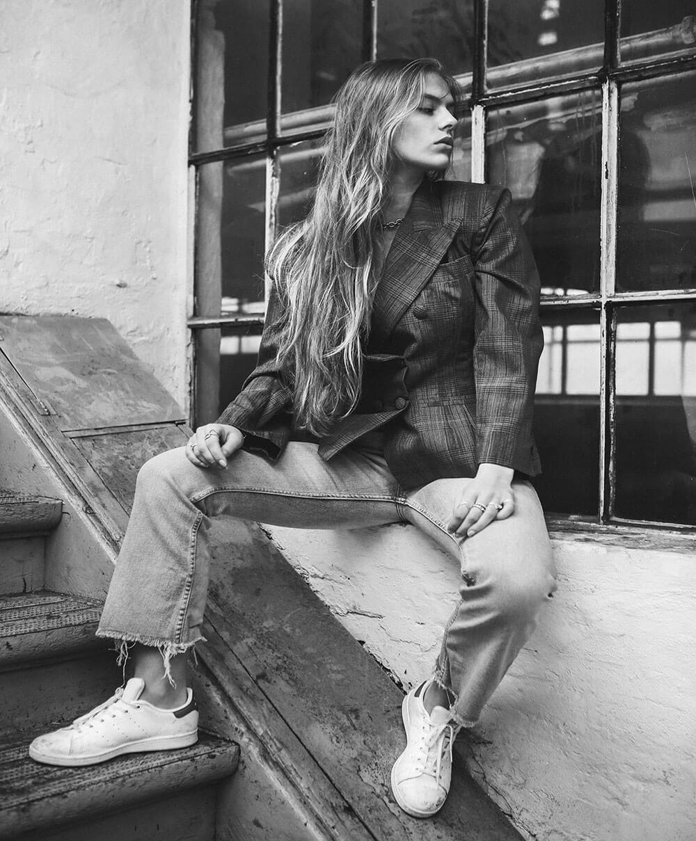 jean drop womens background