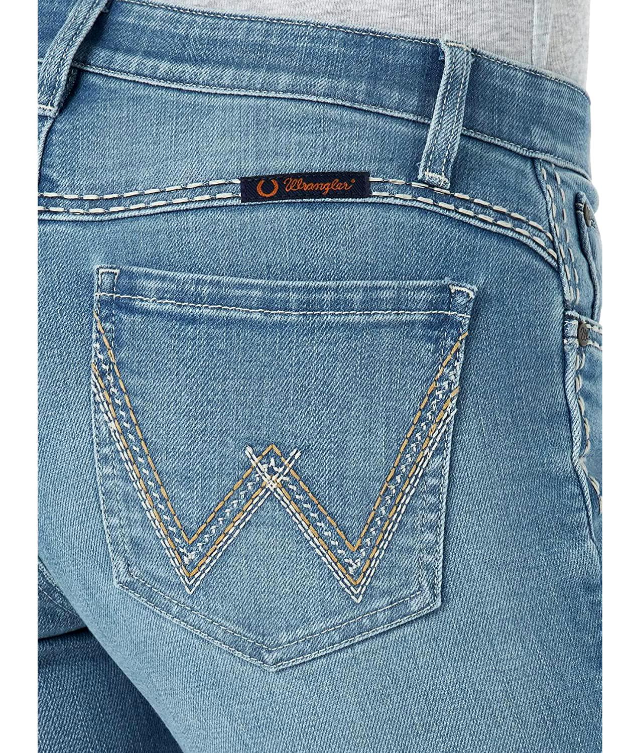 Wrangler Shiloh Low Rise Ultimate Riding Jeans in Hallie