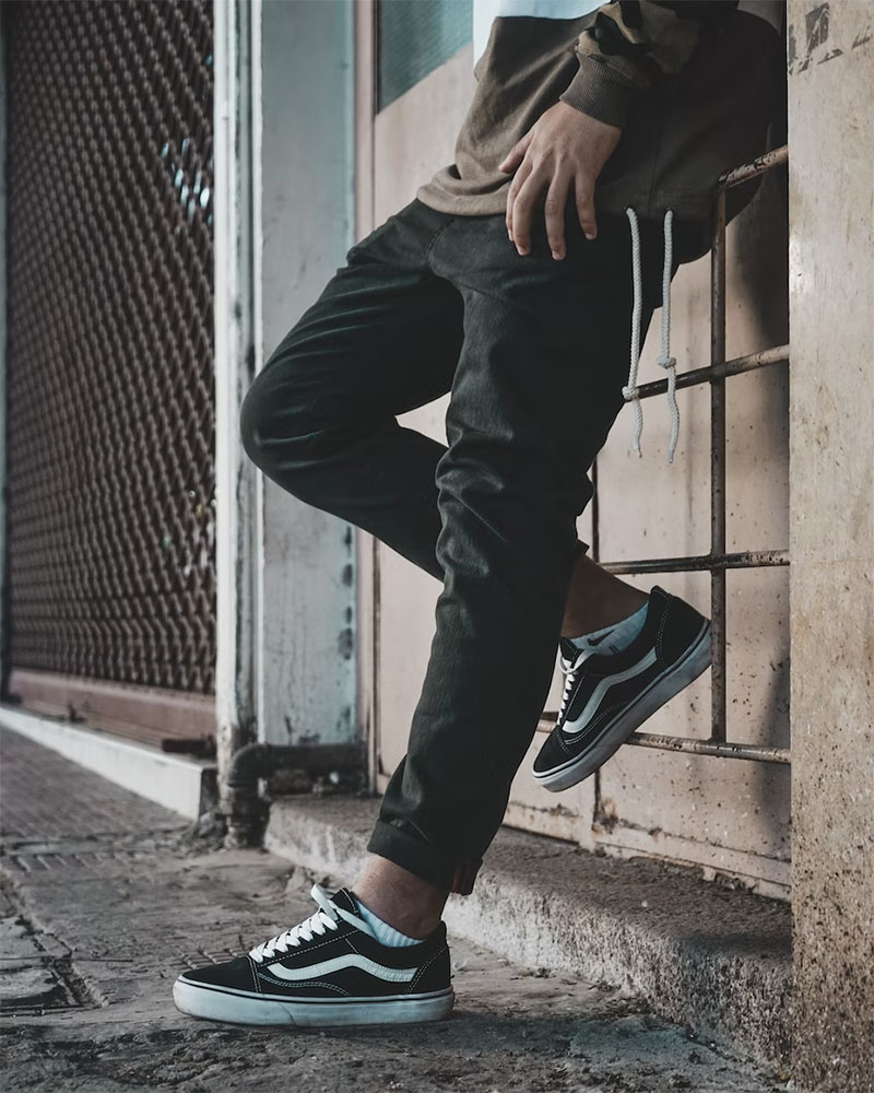 men rugged jeans intro image