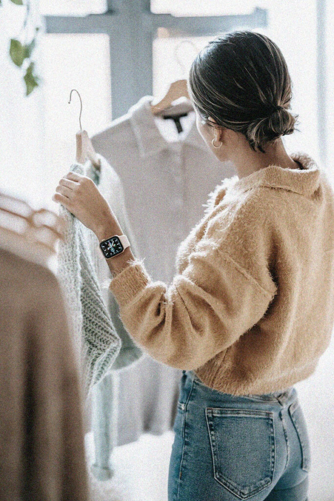 woman jean shopping store